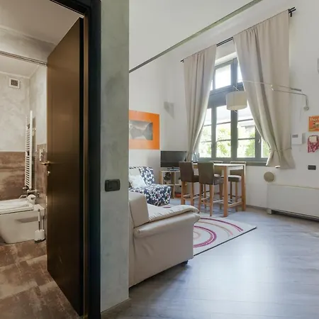 Guesthost - Milano Vigentino Loft With Terrace-3