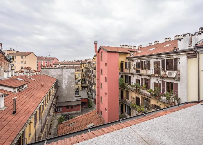 tHE Orange Attic - Navigli Area